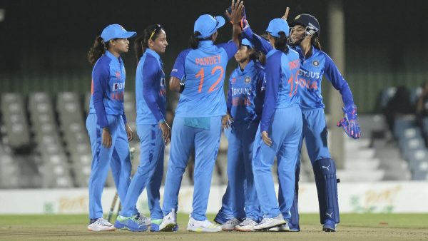 Women’s T20 tri_ series: भारतीय महिला टीम ने वेस्टइंडीज टीम को 8 विकेट से रौंदा, जीत के साथ पहुंची शीर्ष पर