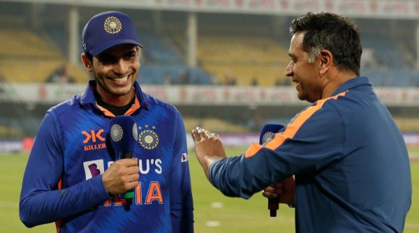 “Rahul Dravid बेहद बेकार कोच है, जब उपर वाला अक्ल बांट रहा था तो वो..”  इस दिग्गज ने लगाई भारतीय कोच को फटकार